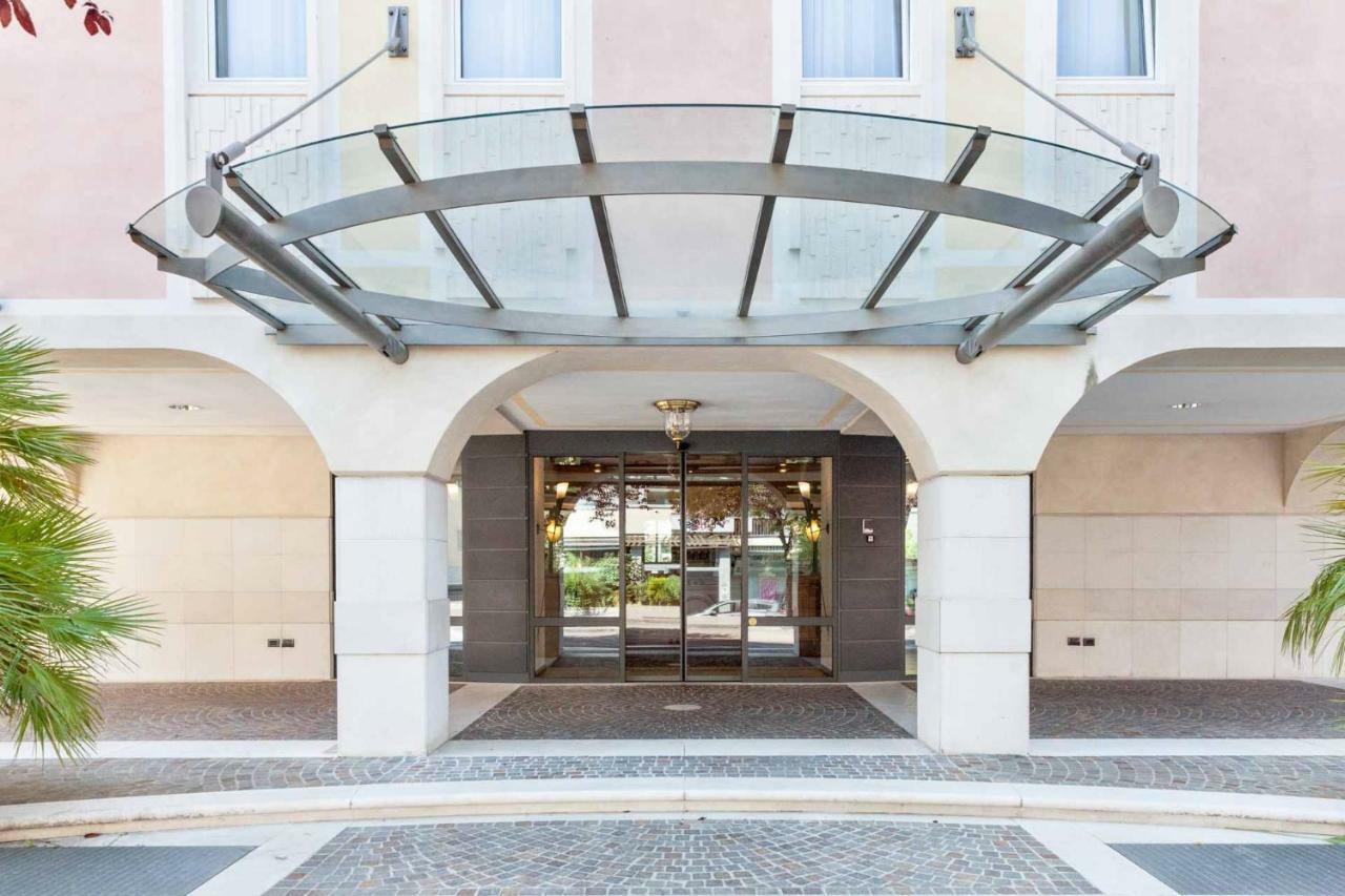 Hotel Leon D'Oro Rovereto  Exterior photo