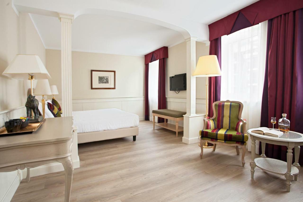 Hotel Leon D'Oro Rovereto  Exterior photo