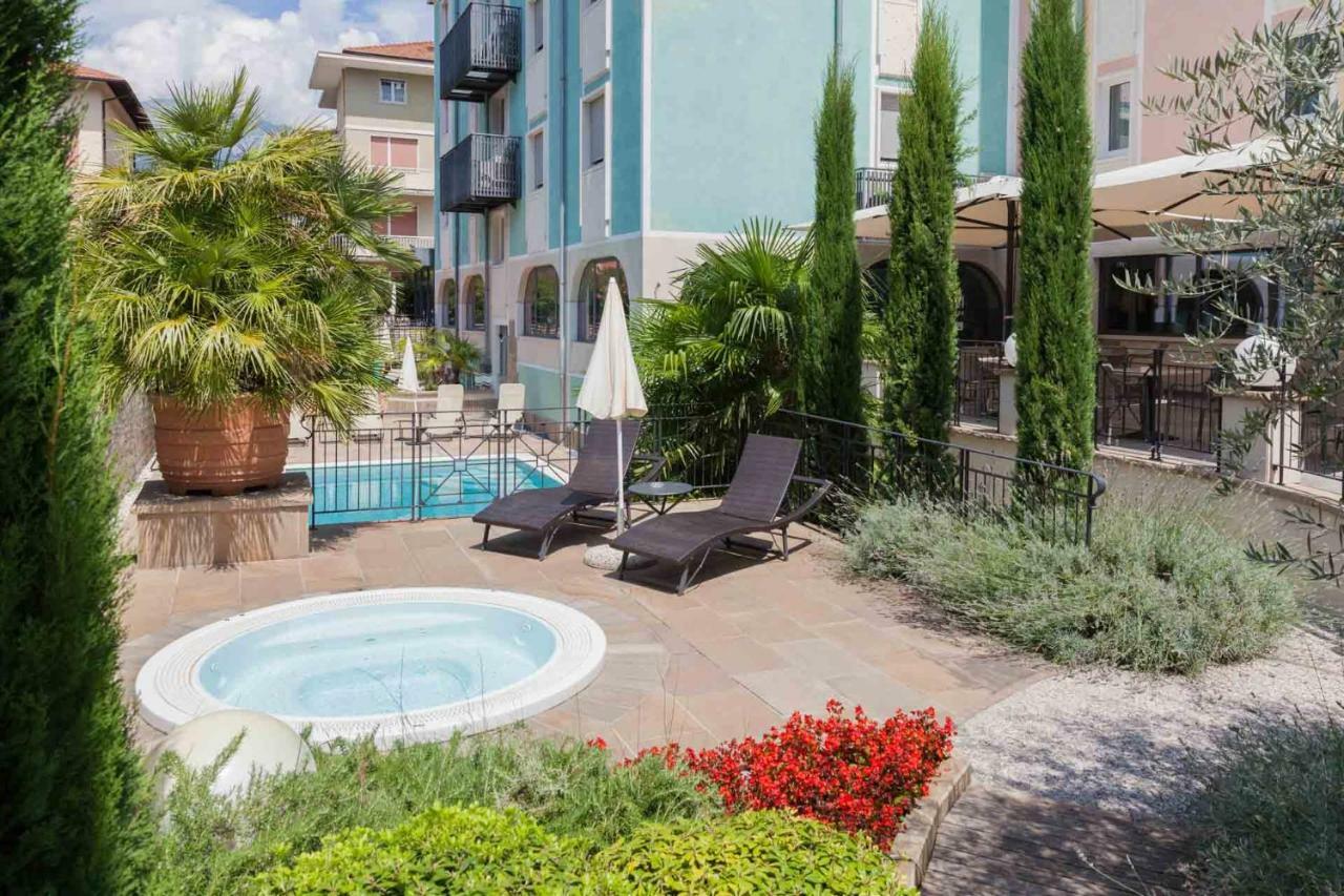Hotel Leon D'Oro Rovereto  Exterior photo